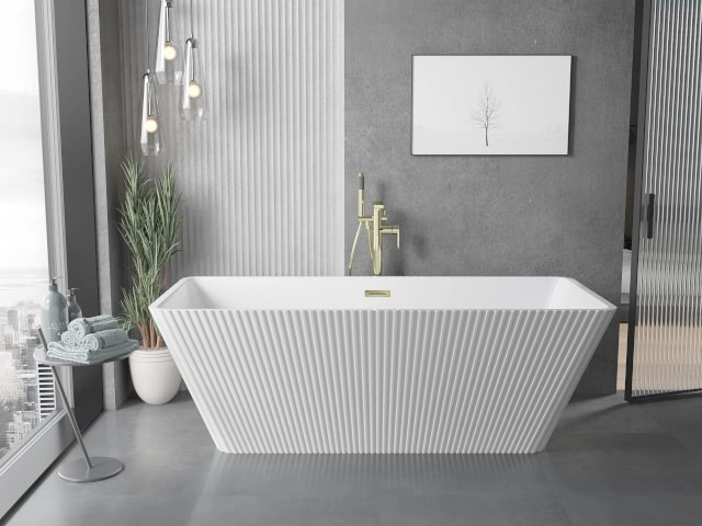 LED lemputės 15W vonioje