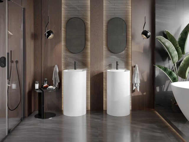 Neutrali šviesa vonios kambaryje