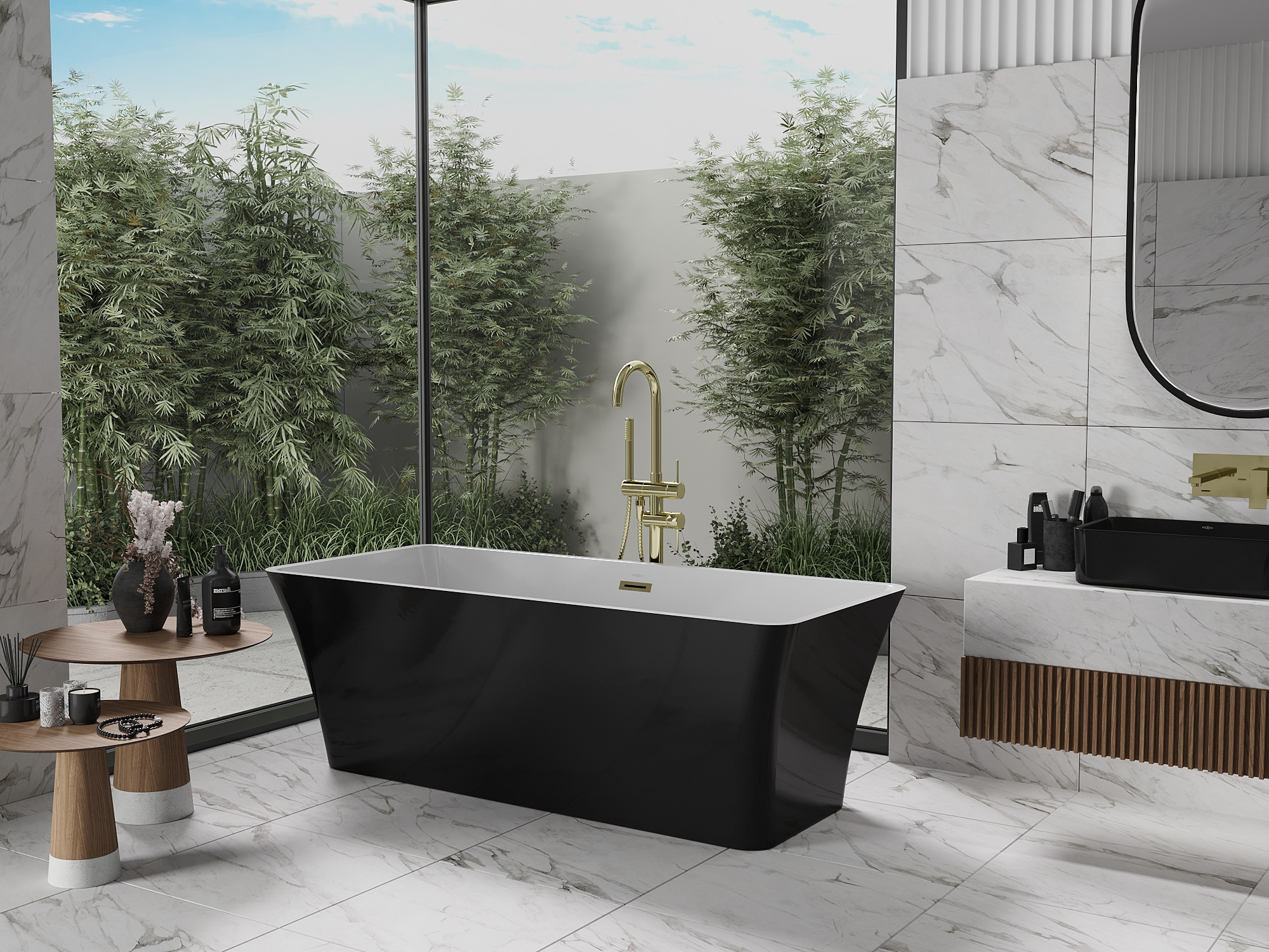 Juodos ir aukso spalvų derinys marmurinėje vonios kambaryje