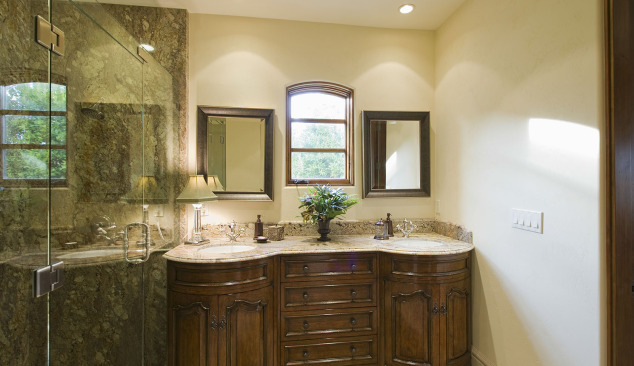 Dušo kabinų durų tipai pagal atidarymo būdą