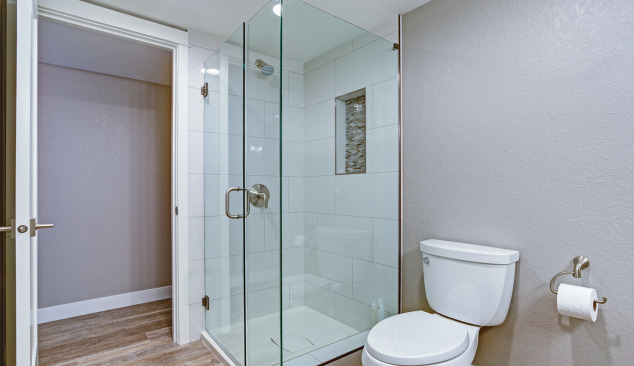 Unitazas - kurį pasirinkti? Pakabinamą ar stovimą?