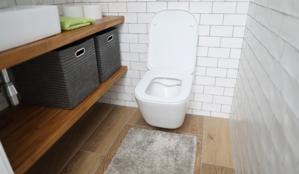 Kaip aukštai pakabinti WC dubenį?