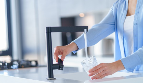 Kokį vandens filtrą po kriauklėmis pasirinkti? Kaip tai veikia?